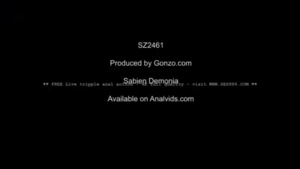 سكس جماعي والملايكه تبكي في الزاويه ساخن نار
