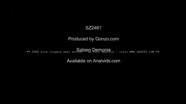 سكس جماعي والملايكه تبكي في الزاويه ساخن نار