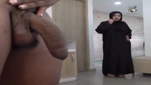 محجبة تتناك من زب أسمر ضخم نيج سكس واضح