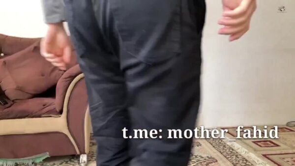 سكس منزلي لقاها بتنظف الحيطان ومايستحملش ونكها